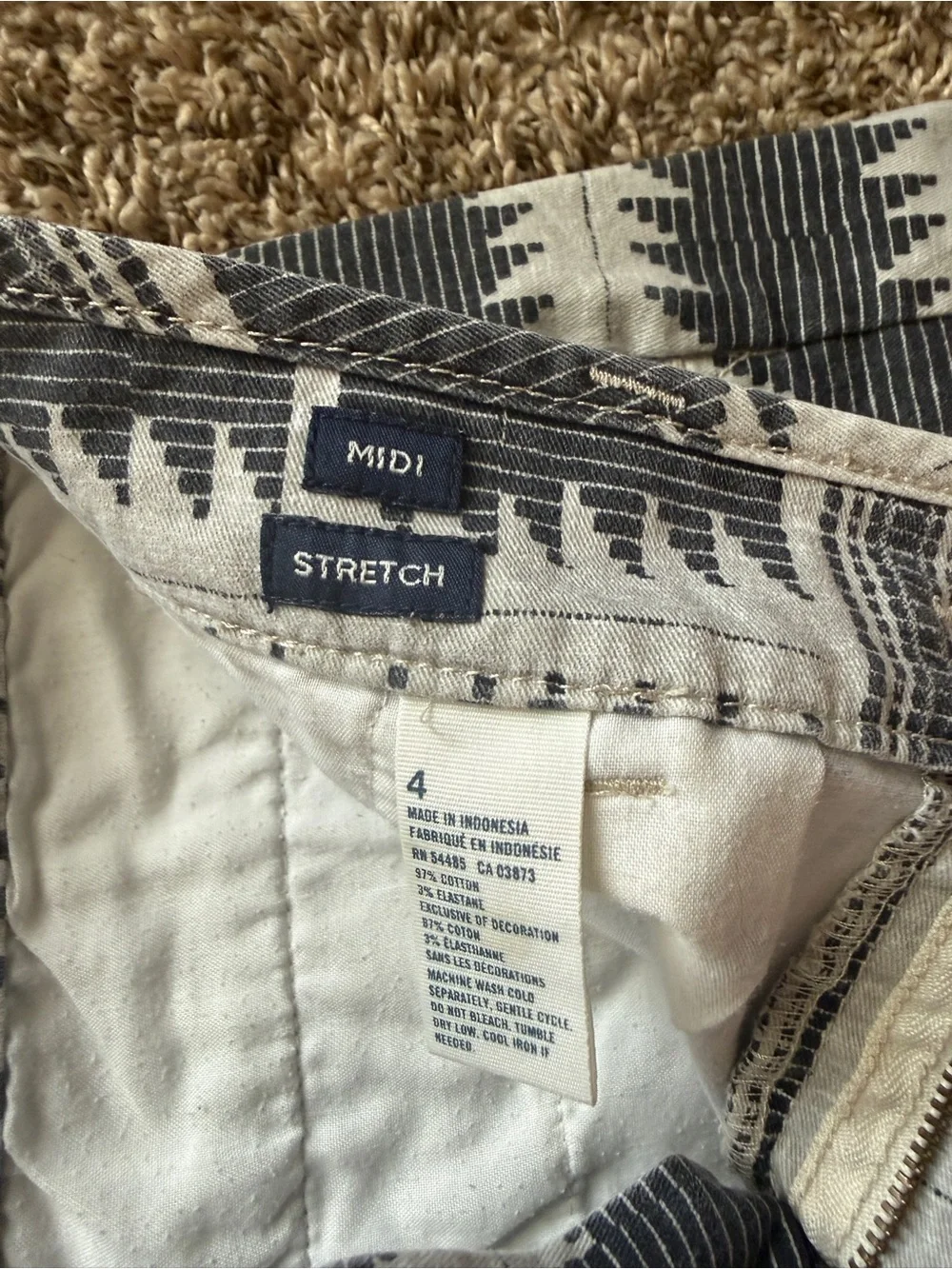 American Eagle Women's Black & White Patterned Cotton Shorts